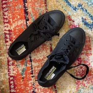 CONVERSE never- worn all-black low-tops